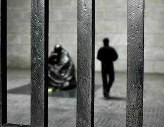  2015/10/Prison-bars-thumbnail.jpg 