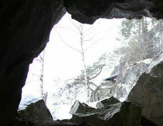  2015/11/Sudslavicka-Cave-324x250-1.jpg 
